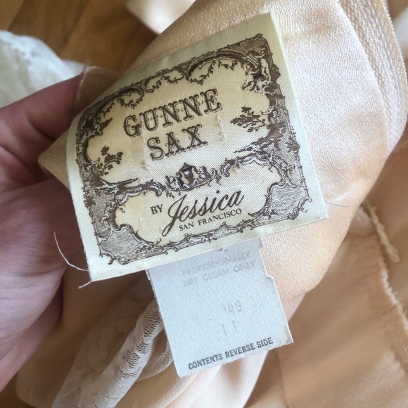 70s Vintage Peach Satin Gunne Wedding Dress - Picture 13 of 15